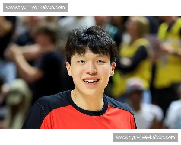 杨瀚森最新新秀合同出炉 新秀合同总薪资是约等于26年的cba顶薪